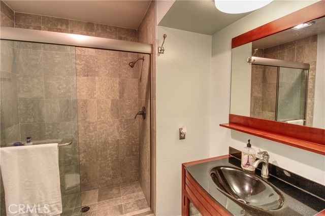 107 Helberta Avenue, Redondo Beach, California 90277, 3 Bedrooms Bedrooms, ,3 BathroomsBathrooms,Residential,Sold,Helberta,CV20148362
