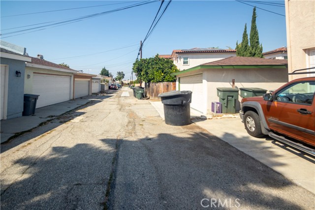 24231 Ward, Torrance, California 90504, 3 Bedrooms Bedrooms, ,1 BathroomBathrooms,Residential Lease,Sold,Ward,PV20183963