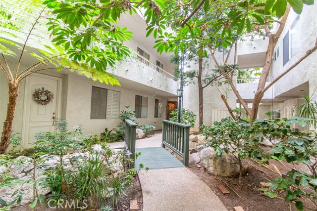 2 Bed Home for Sale in Los Angeles, California