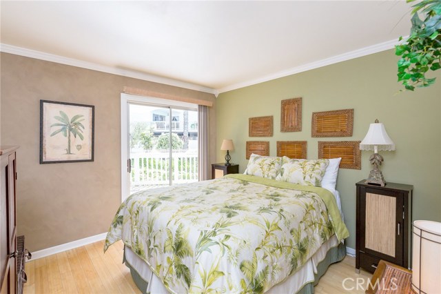 620 The Village, Redondo Beach, California 90277, 1 Bedroom Bedrooms, ,1 BathroomBathrooms,Residential,Sold,The Village,SB17035321