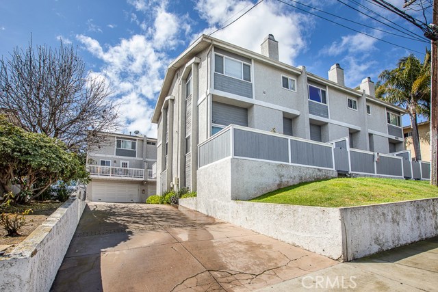 1916 Mathews Avenue, Redondo Beach, California 90278, 2 Bedrooms Bedrooms, ,2 BathroomsBathrooms,Residential,Sold,Mathews,SB20143116