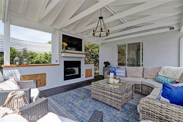 2306 Graham Avenue, Redondo Beach, California 90278, 2 Bedrooms Bedrooms, ,2 BathroomsBathrooms,Residential,Sold,Graham,SB18096314