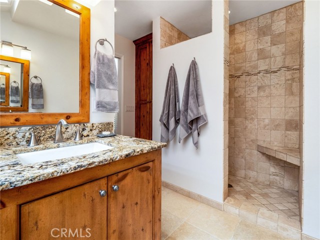 231 Irena Avenue, Redondo Beach, California 90277, 3 Bedrooms Bedrooms, ,1 BathroomBathrooms,Residential,Sold,Irena,SB20087245