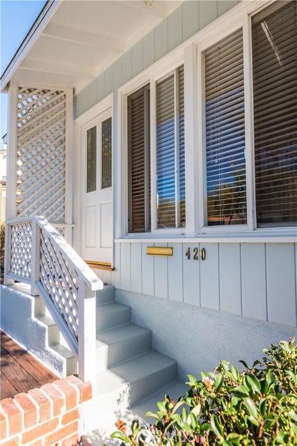 420 3rd Street, Manhattan Beach, California 90266, 2 Bedrooms Bedrooms, ,2 BathroomsBathrooms,Residential,Sold,3rd,SB19171660