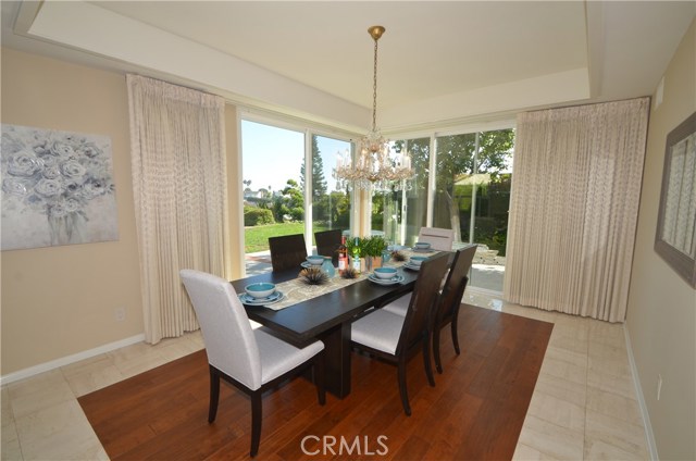 34 Country Lane, Rolling Hills Estates, California 90274, 4 Bedrooms Bedrooms, ,4 BathroomsBathrooms,Residential,Sold,Country,PV18219056