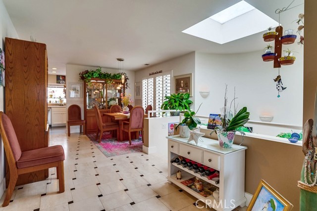 710 Beryl Street, Redondo Beach, California 90277, 3 Bedrooms Bedrooms, ,3 BathroomsBathrooms,Residential,Sold,Beryl,SB20099707