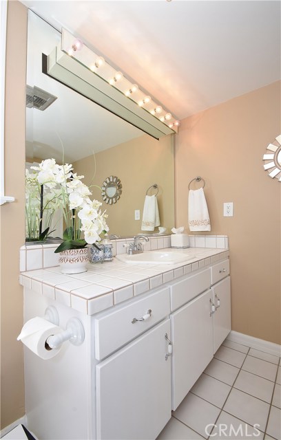 Upstairs Guest Bathroom