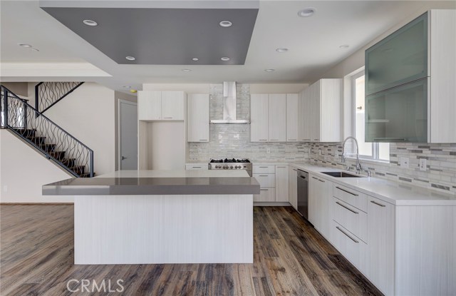 2207 Gates Avenue, Redondo Beach, California 90278, 4 Bedrooms Bedrooms, ,3 BathroomsBathrooms,Residential,Sold,Gates,PV18096021