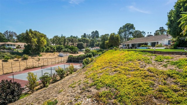 2 Open Brand Rd, Rolling Hills, California 90274, 5 Bedrooms Bedrooms, ,2 BathroomsBathrooms,Residential,Sold,Open Brand Rd,PV17209924