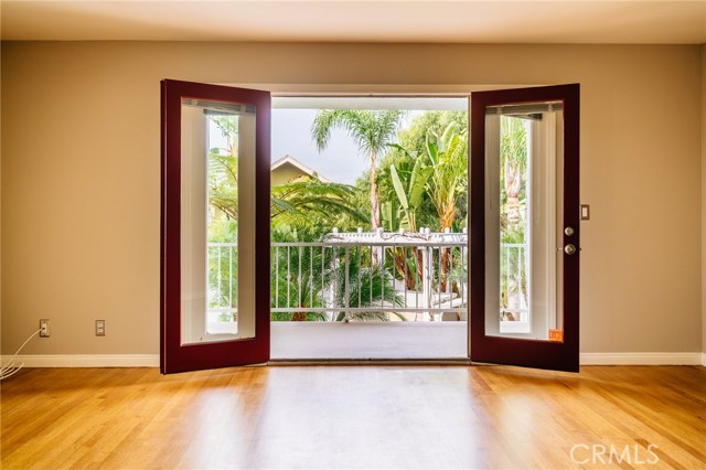 2nd master bedroom with patio overlooking backyard