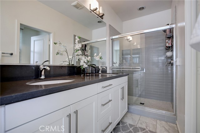 3 Bed Home for Sale in Hawthorne, California