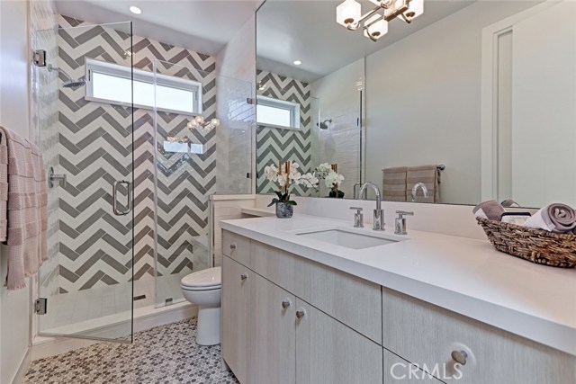 1450 23rd Street, Manhattan Beach, California 90266, 5 Bedrooms Bedrooms, ,2 BathroomsBathrooms,Residential,Sold,23rd,SB17111240