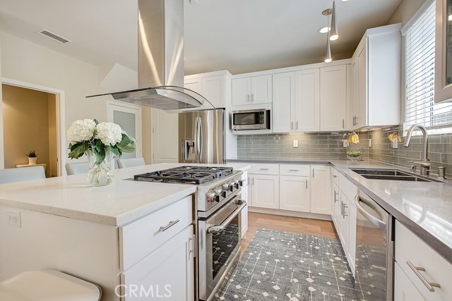 2407 Harriman Lane, Redondo Beach, California 90278, 4 Bedrooms Bedrooms, ,2 BathroomsBathrooms,Residential,Sold,Harriman,SB20169049