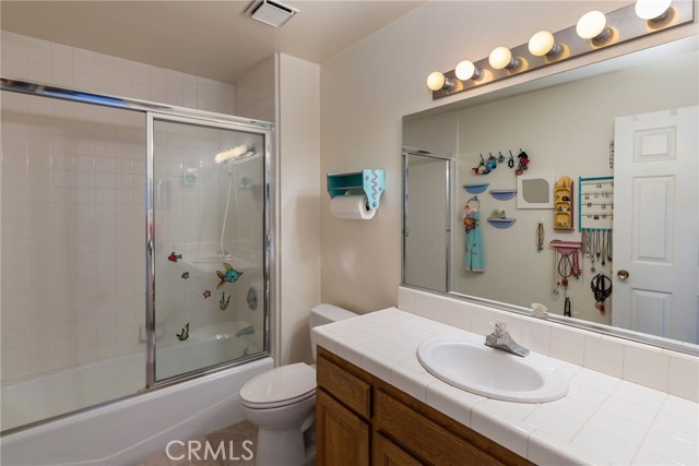 1820 Oak Avenue, Manhattan Beach, California 90266, 4 Bedrooms Bedrooms, ,3 BathroomsBathrooms,Residential,Sold,Oak,SB19209607