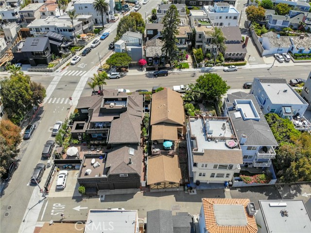 2309 Manhattan Avenue, Hermosa Beach, California 90254, 3 Bedrooms Bedrooms, ,2 BathroomsBathrooms,Residential,Sold,Manhattan,SB20128043