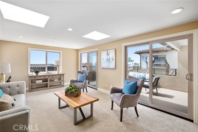 123 Guadalupe Avenue, Redondo Beach, California 90277, 4 Bedrooms Bedrooms, ,3 BathroomsBathrooms,Residential,Sold,Guadalupe,SB20152173