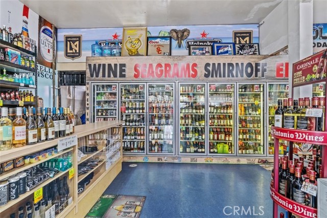 8404 8th, 90305, ,Commercial,For Sale,8th,DW20224505