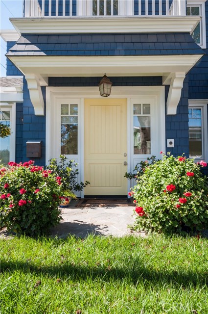 872 27th Street, Manhattan Beach, California 90266, 4 Bedrooms Bedrooms, ,3 BathroomsBathrooms,Residential,Sold,27th,SB20136143