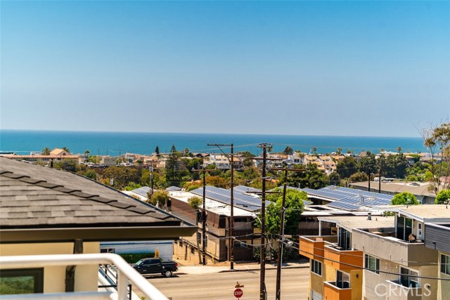 840 18th Street, Hermosa Beach, California 90254, 4 Bedrooms Bedrooms, ,3 BathroomsBathrooms,Residential,Sold,18th,SB18139144