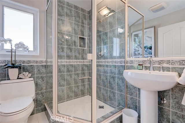 Top Floor 3/4 Hallway Bathroom/Powder Room.