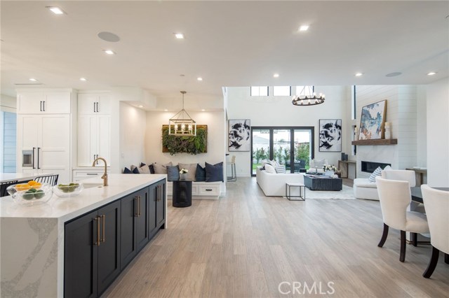 1761 11th Street, Manhattan Beach, California 90266, 5 Bedrooms Bedrooms, ,4 BathroomsBathrooms,Residential,Sold,11th,SB19152576