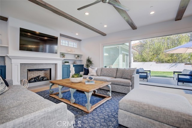 1900 Lynngrove Drive, Manhattan Beach, California 90266, 5 Bedrooms Bedrooms, ,2 BathroomsBathrooms,Residential,Sold,Lynngrove,SB21039108