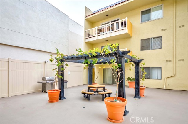 1707 Pacific Coast, Hermosa Beach, California 90254, 1 Bedroom Bedrooms, ,1 BathroomBathrooms,Residential,Sold,Pacific Coast,PW21082616