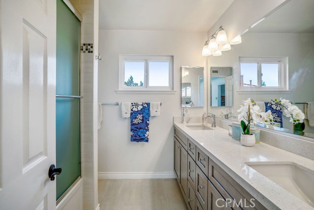 29177 Oceanridge Drive, Rancho Palos Verdes, California 90275, 5 Bedrooms Bedrooms, ,1 BathroomBathrooms,Residential,Sold,Oceanridge,PV19079364