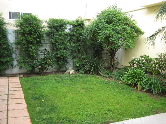 2207 Voorhees Avenue, Redondo Beach, California 90278, 4 Bedrooms Bedrooms, ,2 BathroomsBathrooms,Residential,Sold,Voorhees,SB17062851