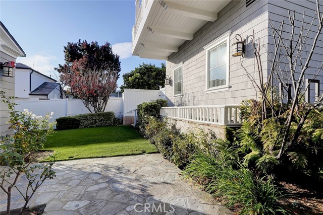 852 8th Street, Manhattan Beach, California 90266, 5 Bedrooms Bedrooms, ,5 BathroomsBathrooms,Residential,Sold,8th,SB20024515