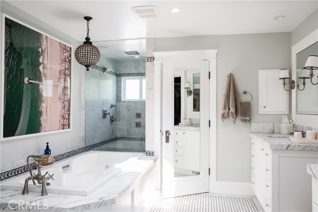 598 33rd Street, Manhattan Beach, California 90266, 5 Bedrooms Bedrooms, ,5 BathroomsBathrooms,Residential,Sold,33rd,SB21107096