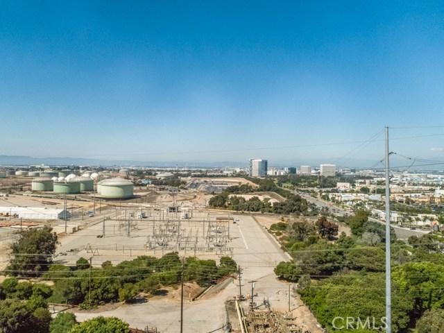 1012 Rosecrans Avenue, Manhattan Beach, California 90266, 3 Bedrooms Bedrooms, ,1 BathroomBathrooms,Residential,Sold,Rosecrans,PW19215586