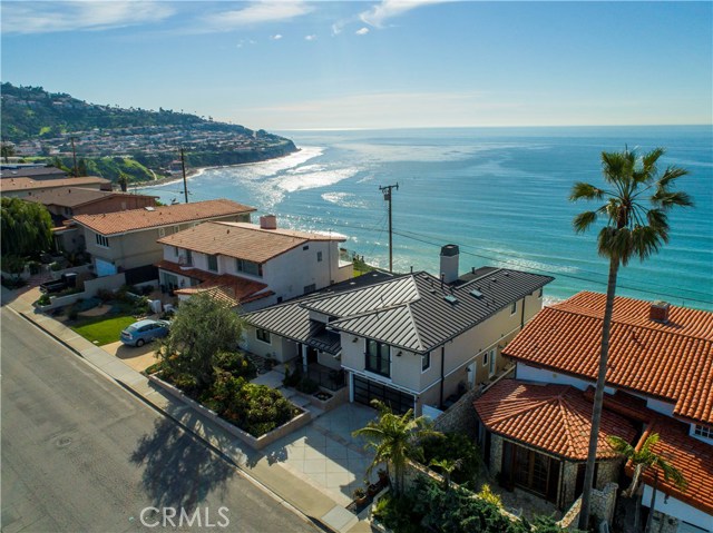 517 Paseo De La Playa, Redondo Beach, California 90277, 5 Bedrooms Bedrooms, ,4 BathroomsBathrooms,Residential,Sold,Paseo De La Playa,SB17064139