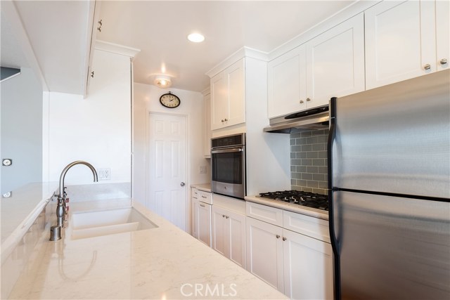 1747 Dixon Street, Redondo Beach, California 90278, 4 Bedrooms Bedrooms, ,1 BathroomBathrooms,Residential,Sold,Dixon,SB20019843