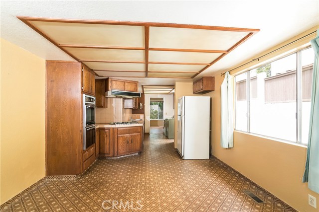2004 Nelson Avenue, Redondo Beach, California 90278, 4 Bedrooms Bedrooms, ,3 BathroomsBathrooms,Residential,Sold,Nelson,SB17138213