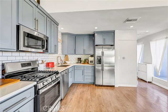 476 36th Street, Manhattan Beach, California 90266, 2 Bedrooms Bedrooms, ,1 BathroomBathrooms,Residential,Sold,36th,SB20134064