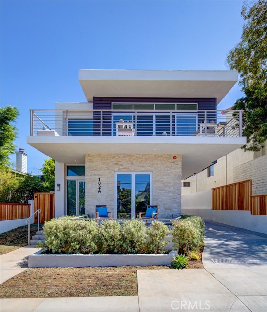102 Prospect Avenue, Redondo Beach, California 90277, 3 Bedrooms Bedrooms, ,1 BathroomBathrooms,Residential,Sold,Prospect,SB19223229