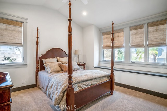 717 31st Street, Manhattan Beach, California 90266, 5 Bedrooms Bedrooms, ,4 BathroomsBathrooms,Residential,Sold,31st,SB20133656