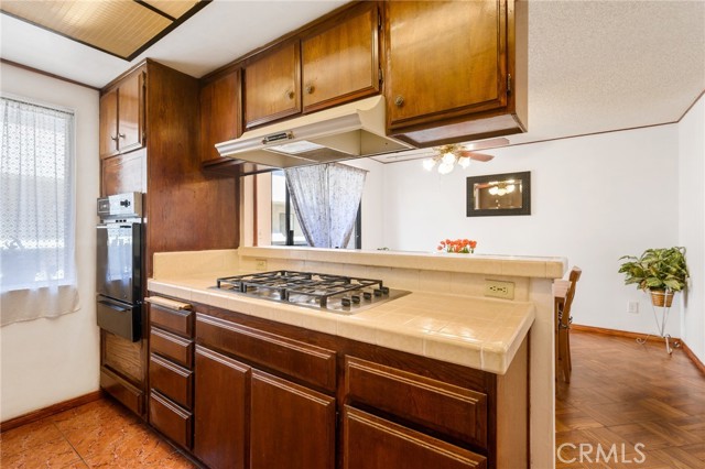 511 Meyer Lane, Redondo Beach, California 90278, 2 Bedrooms Bedrooms, ,1 BathroomBathrooms,Residential,Sold,Meyer,SB21085805