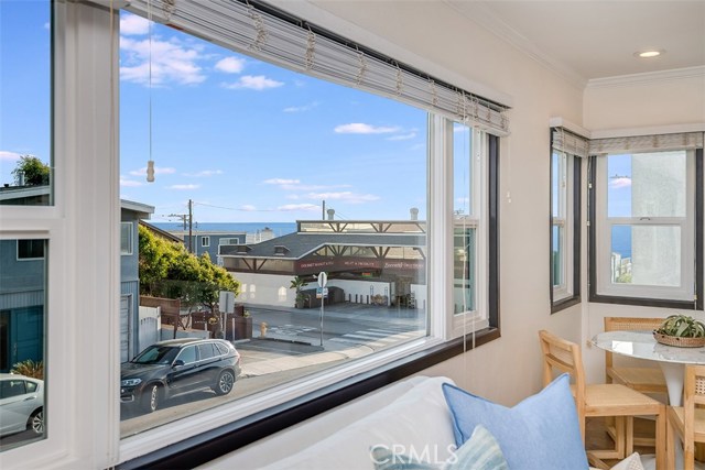 215 Longfellow Avenue, Hermosa Beach, California 90254, 3 Bedrooms Bedrooms, ,2 BathroomsBathrooms,Residential,Sold,Longfellow,SB20035958