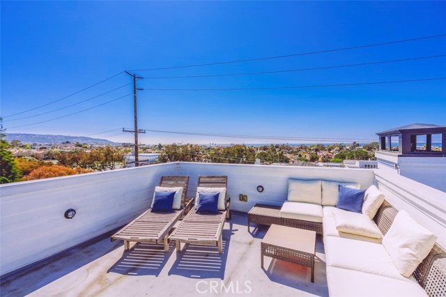 Rooftop deck with PV & Ocean views