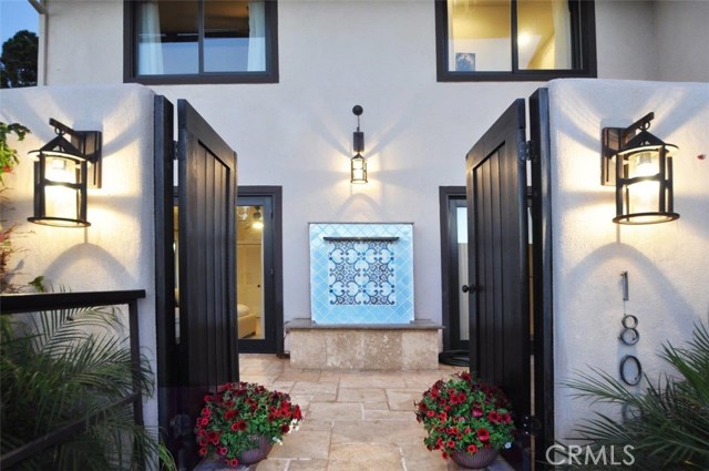 1800 Via Estudillo, Palos Verdes Estates, California 90274, 4 Bedrooms Bedrooms, ,3 BathroomsBathrooms,Residential,Sold,Via Estudillo,PV19083166