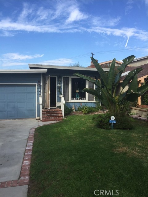 615 23rd Street, Manhattan Beach, California 90266, 2 Bedrooms Bedrooms, ,1 BathroomBathrooms,Residential,Sold,23rd,SB17258560