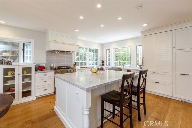 This Carrara marble island is to die for This Carrara marble island is to die for