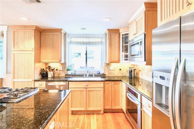 2209 Nelson Avenue, Redondo Beach, California 90278, 4 Bedrooms Bedrooms, ,3 BathroomsBathrooms,Residential,Sold,Nelson,SB18246073