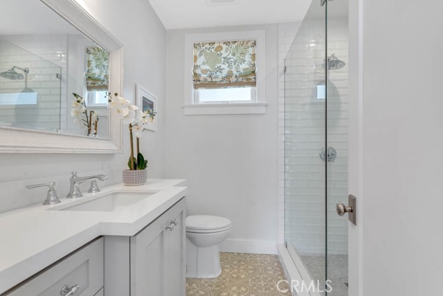 1307 Gertruda Avenue, Redondo Beach, California 90277, 5 Bedrooms Bedrooms, ,1 BathroomBathrooms,Residential,Sold,Gertruda,SB21076858