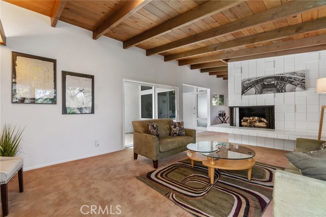 4 Spinning Wheel Lane, Rolling Hills Estates, California 90274, 4 Bedrooms Bedrooms, ,3 BathroomsBathrooms,Residential,Sold,Spinning Wheel,SB21079311