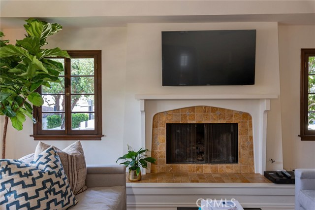 600 35th Street, Manhattan Beach, California 90266, 3 Bedrooms Bedrooms, ,3 BathroomsBathrooms,Residential,Sold,35th,SB19217935