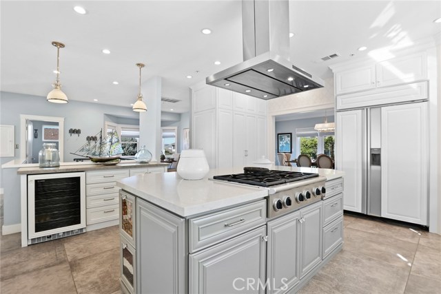 313 Avenue F, Redondo Beach, California 90277, 5 Bedrooms Bedrooms, ,4 BathroomsBathrooms,Residential,Sold,Avenue F,OC21017149