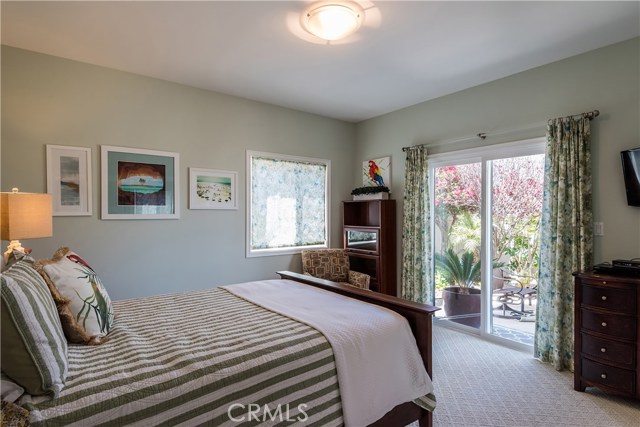 205 Helberta Avenue, Redondo Beach, California 90277, 4 Bedrooms Bedrooms, ,3 BathroomsBathrooms,Residential,Sold,Helberta,SB18113990